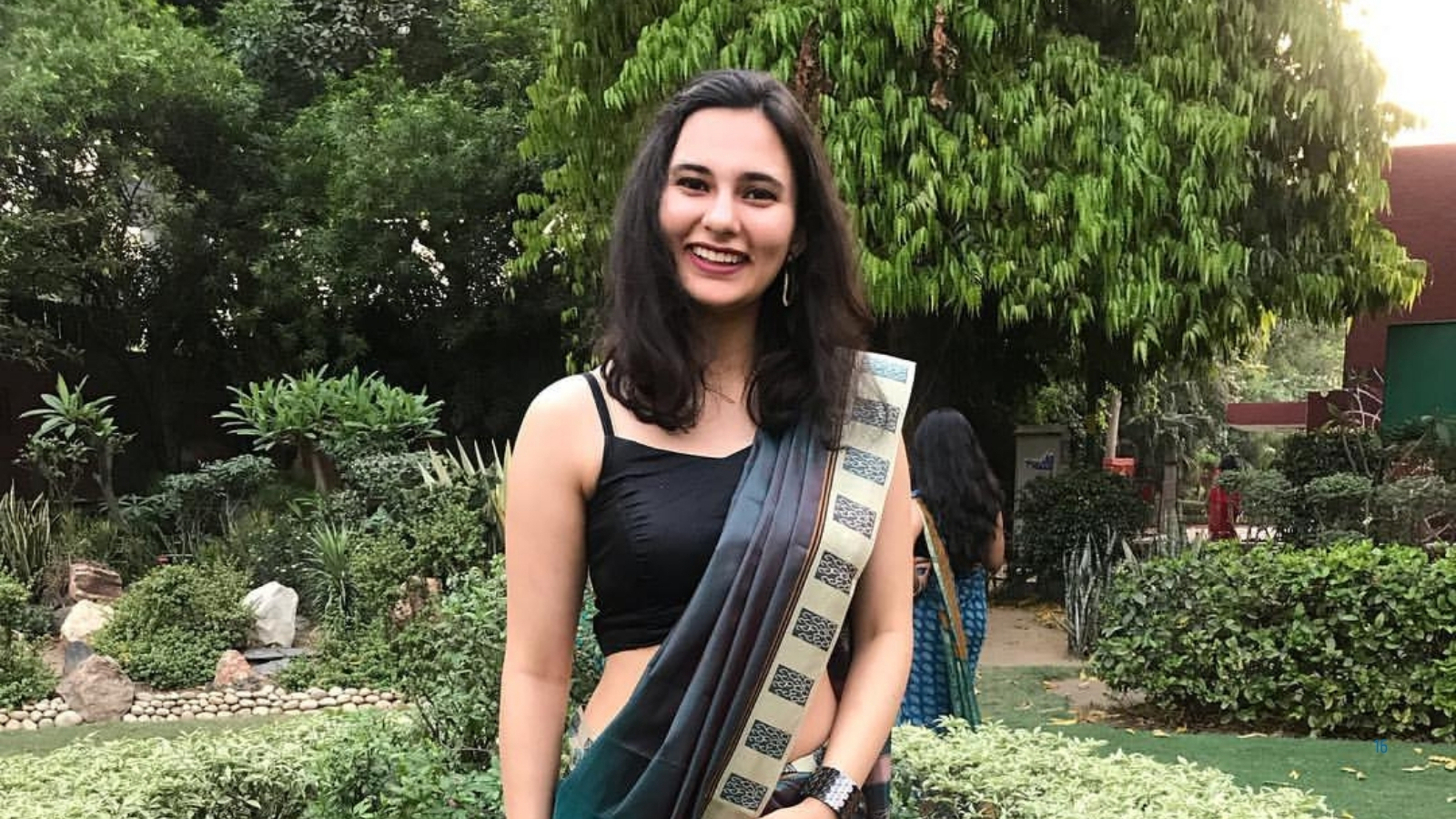 दिल्ली यूनिवर्सिटी से पढ़ाई
