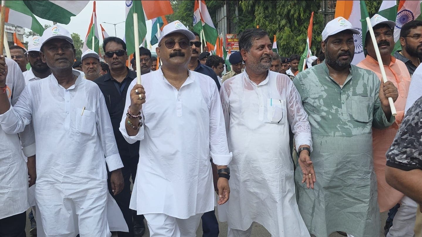 विधायक भी तिरंगा यात्रा में हुए शामिल