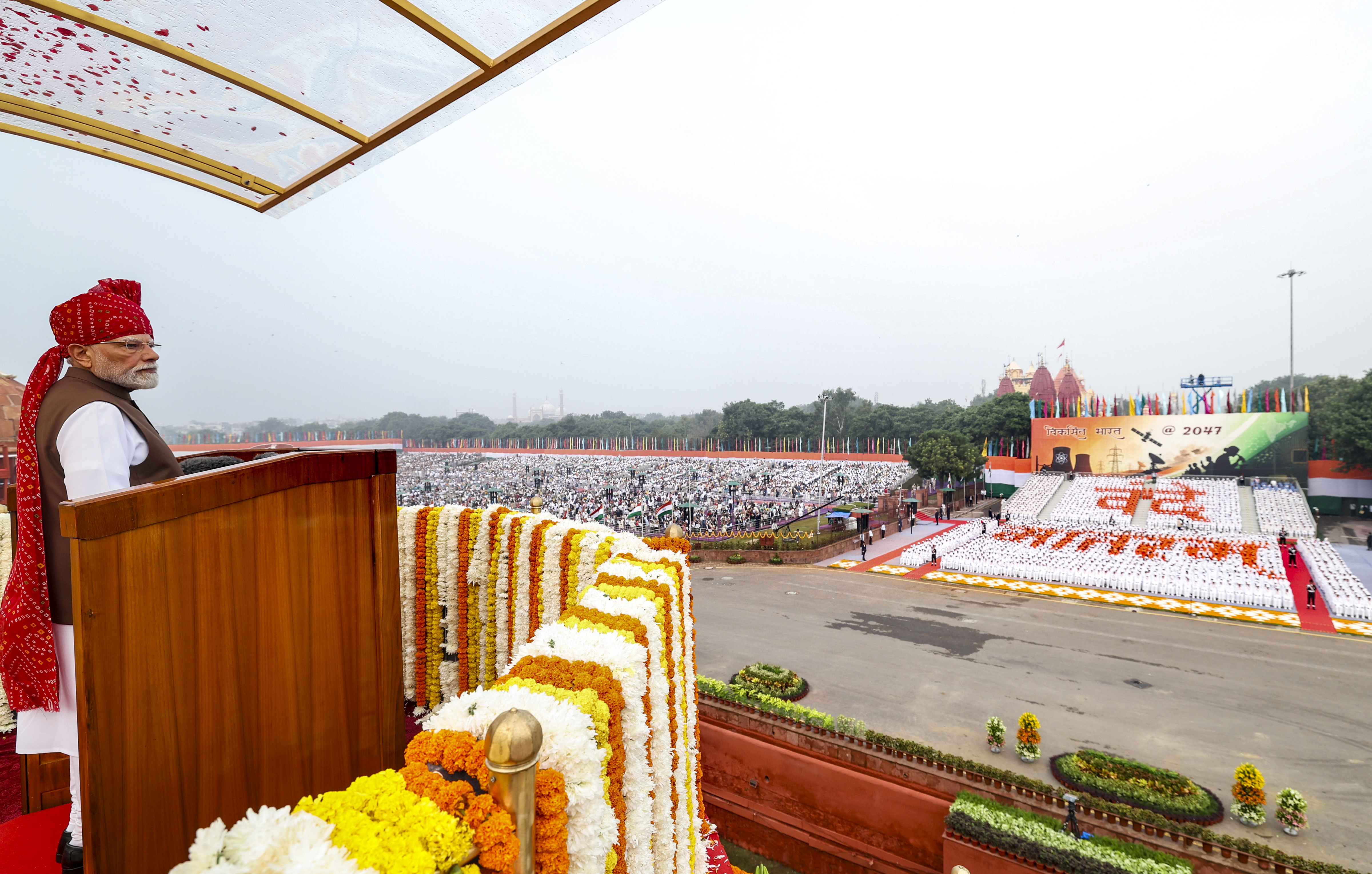 पीएम का लाल किले की प्राचीर से संदेश
