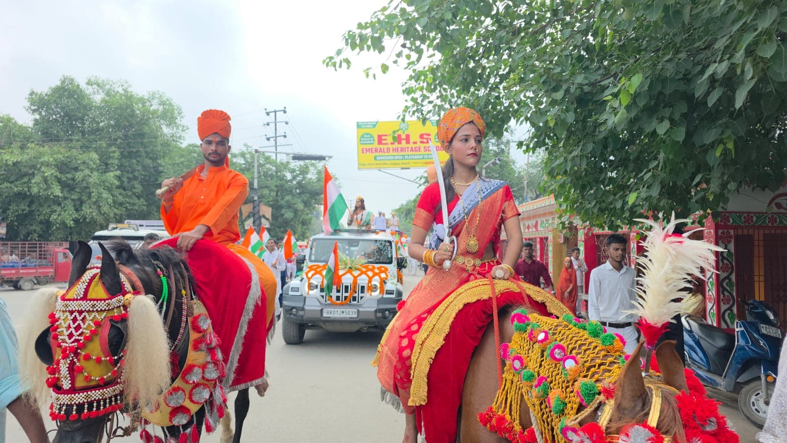 घोड़ों पर सवार नजर आये भारत माता के वीरों की झलक