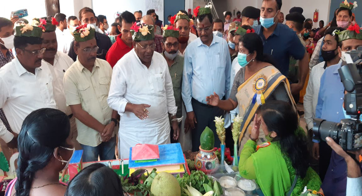 झारखंड के मंत्री डाॅ रामेश्वर उरांव बोले लोहरदगा में शहीदों की शहादत