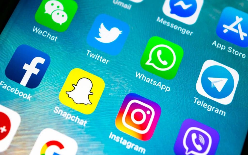 Digital Marketing: सोशल मीडिया ऐप्स से आप भी कर सकते हैं डिजिटल मार्केटिंग, जानें कैसे? 1 Social Media Day Significance 1