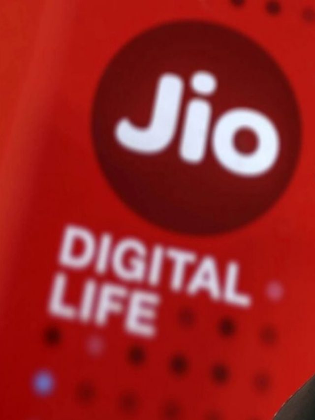 Cropped Reliance Jio Recharge 2