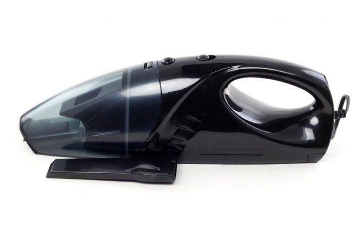 इन 10 Accessories के बिना आपकी कार है बेकार! 5 12V Car Vacuum Cleaner 696X463 1