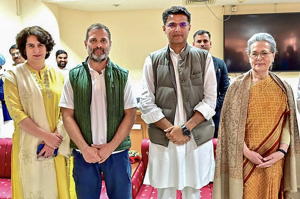 Lok Sabha Election 2024: यूपी में अब Sp-कांग्रेस अलांयस, प्रियंका गांधी की एक फोन कॉल से ऐसे बनी बात 2 18021 Pti02 14 2024 000126B