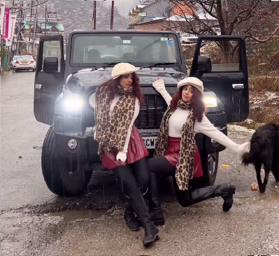 Chinky-Minky Cars: कपिल शर्मा की चिंकी-मिंकी को पसंद हैं ये कारें, अपनी कौन…पता नहीं! 1 Chinki Minki Mahindra Thar 1
