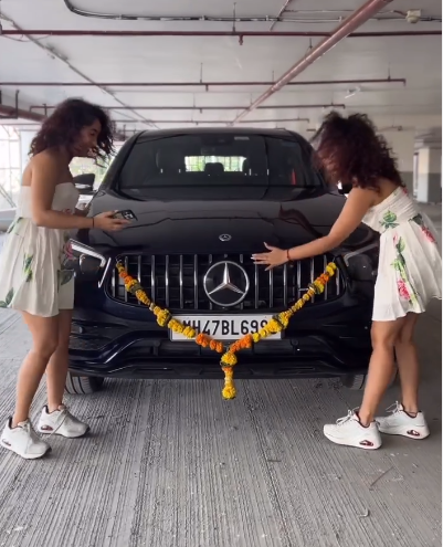Chinky-Minky Cars: कपिल शर्मा की चिंकी-मिंकी को पसंद हैं ये कारें, अपनी कौन…पता नहीं! 4 Chinki Minki Mahindra Thar 5