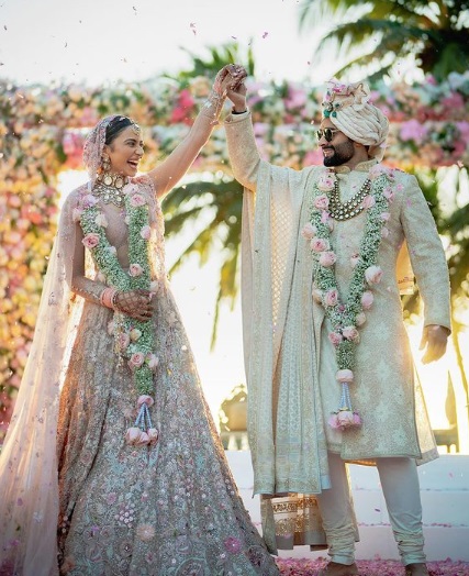 Rakul Preet Singh-Jackky Bhagnani Wedding: एक-दूजे के हुए रकुल-जैकी, शादी की पहली तसवीर आई सामने 1 Jackky Bhagnani 3