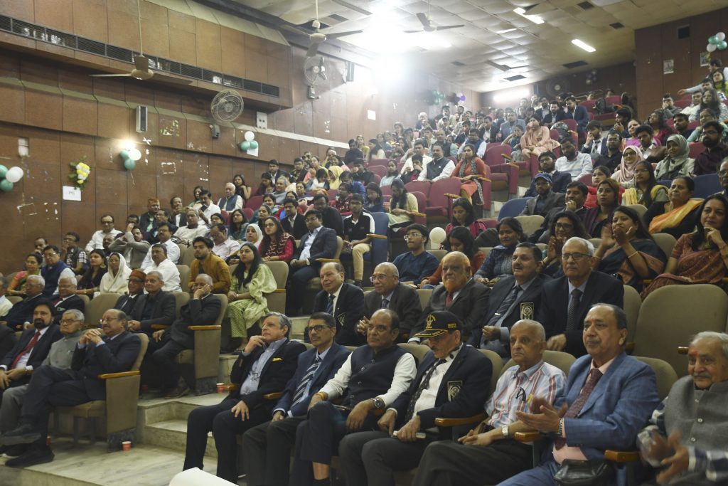 99 साल का हुआ Pmch, स्थापना दिवस पर 93 मेडिकल छात्र-छात्राओं को मिला गोल्ड मेडल 2 Pmch Me 99Th Foundatation Day 9
