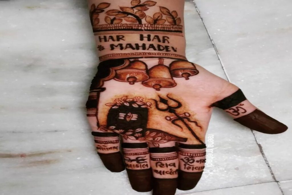 Mehndi Designs: महाशिवरात्रि पर पाना हो भोले बाबा का आशीर्वाद, तो लगाएं ये बेहतरीन मेहंदी डिजाइन 4 Trishul Design