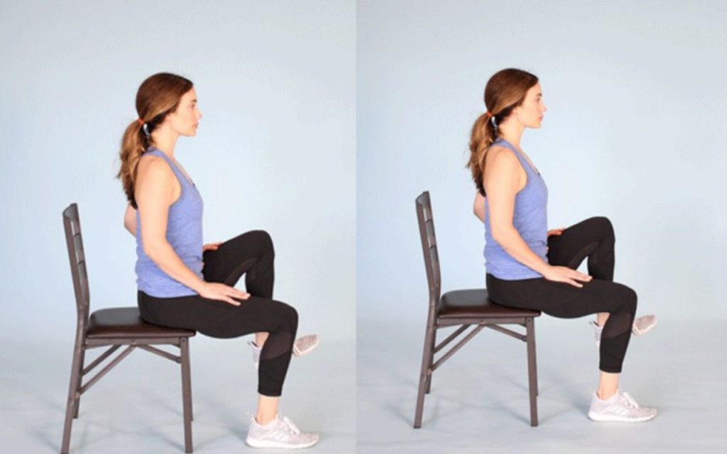 Chair Exercises: ऑफिस में लगातार बैठे रहने से बढ़ रहा है वजन? ये आसान एक्सरसाइज कर सकती है आपकी मदद 4 Exercise12