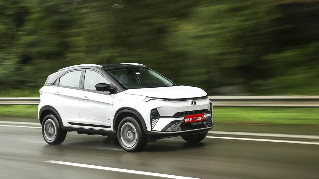 Tata Nexon Ev Facelift Right Front Three Quarter0 1