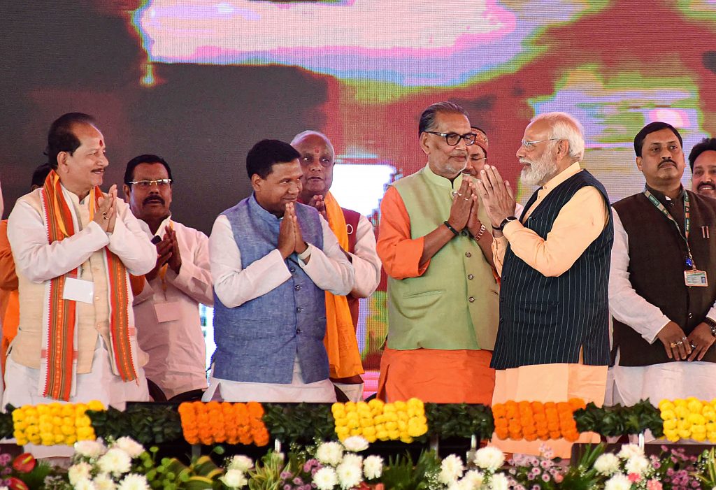 लालटेन राज में एक ही परिवार हुआ समृद्ध, पीएम नरेंद्र मोदी ने राजद-कांग्रेस पर साधा निशाना 22 06031 Pti03 06 2024 000217B