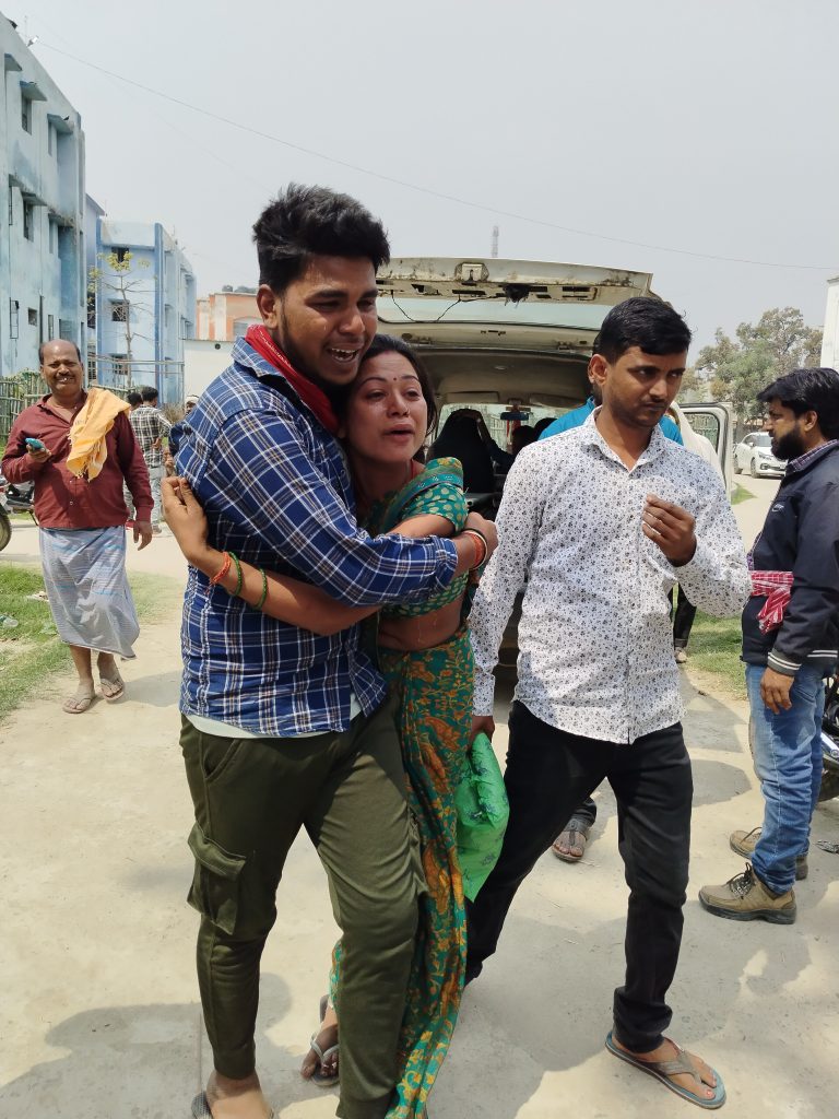 बिहार : मातम में बदली शादी की खुशियां, सड़क हादसे में 8 लोगों की मौत, दूल्हा-दुल्हन का रो-रोकर बुरा हाल 10 18Kha 19 18032024 73 C731Bha119238759