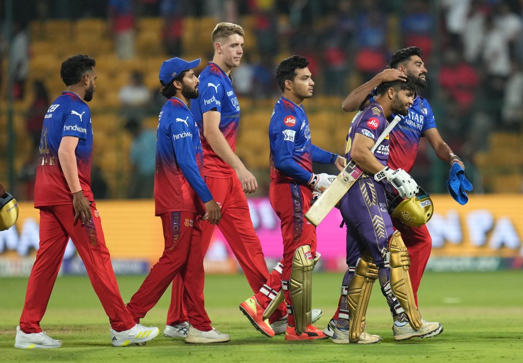 Ipl 2024: सुनील नारायण के तूफान में उड़ा आरसीबी, विराट की पारी बेकार, देखें तस्वीरें 8 29031 Pti03 29 2024 000322B