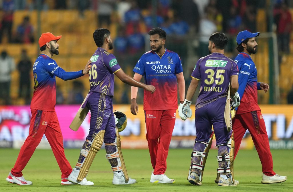 Ipl 2024: सुनील नारायण के तूफान में उड़ा आरसीबी, विराट की पारी बेकार, देखें तस्वीरें 3 29031 Pti03 29 2024 000323B
