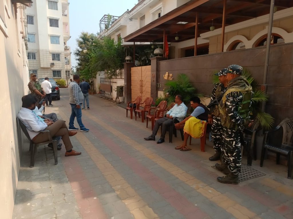 Ed Raids Dhanbad: बिहार के बालू कारोबारी पुंज सिंह के ठिकानों पर धनबाद में ईडी के छापे 2 Ed Raids Dhanbad Punj Singh News