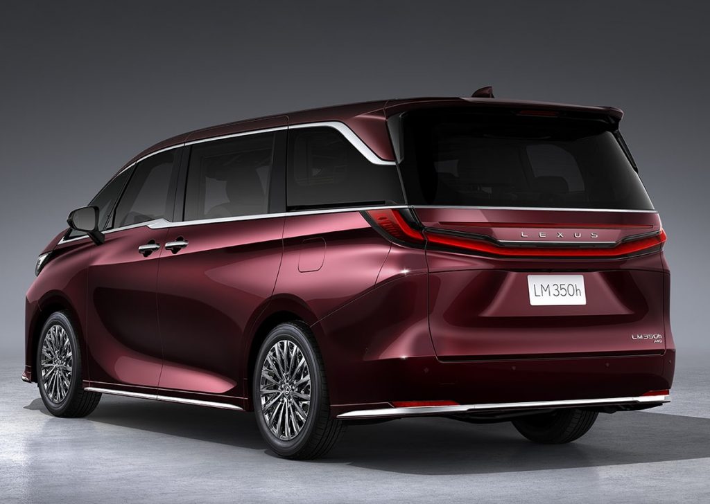 Lexus Lm 350 कार नहीं…चलती-फिरती फॉर्म हाउस है, टीवी-फ्रिज के साथ बहुत कुछ 2 Lexus Lm 350 1