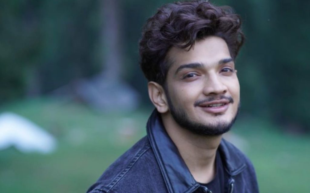 Munawar Faruqui: इस वजह से पुलिस ने मुनव्वर फारुकी को लिया हिरासत में, जानें पूरा मामला 8 Munawar Faruqui Photo1