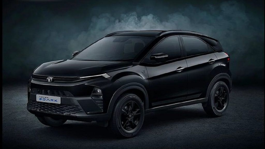 नागिन लुक में ग्राहकों को लुभाने आई Tata Dark Edition Cars 2 Tata Nexon Dark