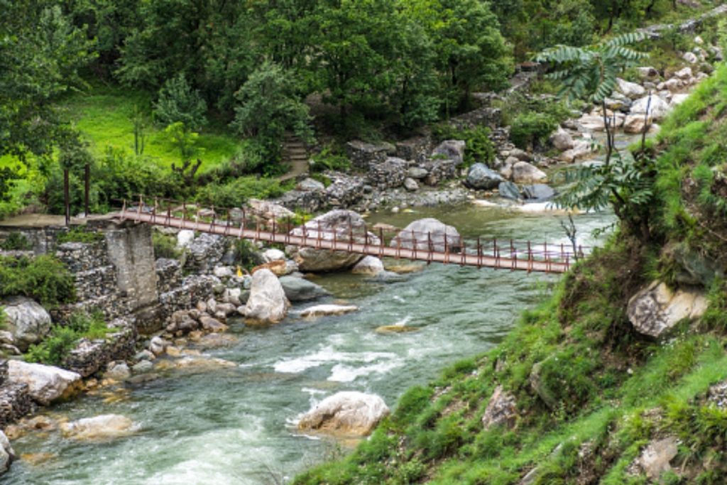 Tirthan Valley