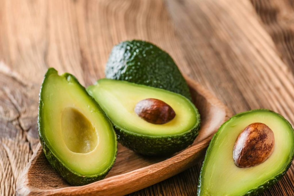 Collagen Rich Food: हेल्दी स्किन की है चाहत, अभी अपने डाइट में शामिल करें ये कोलेजन रिच सुपरफूड 3 Avocado 1