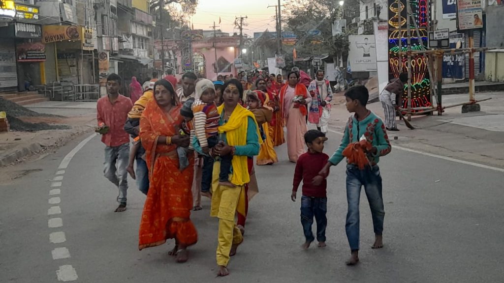 महाशिवरात्रि पर सज-धजकर तैयार बाबानगरी, देवघर में चारों ओर गूंज रहा नम: शिवाय ऊं नम: शिवाय 4 Maha Shivratri In Deoghar