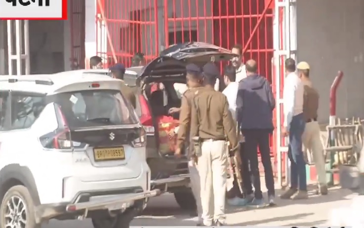 250 करोड़ की राजस्व चोरी! छापेमारी में 2 करोड़ जब्त, Ed ने सुभाष यादव को किया गिरफ्तार 3 Subhash Yadav Girftaar 5