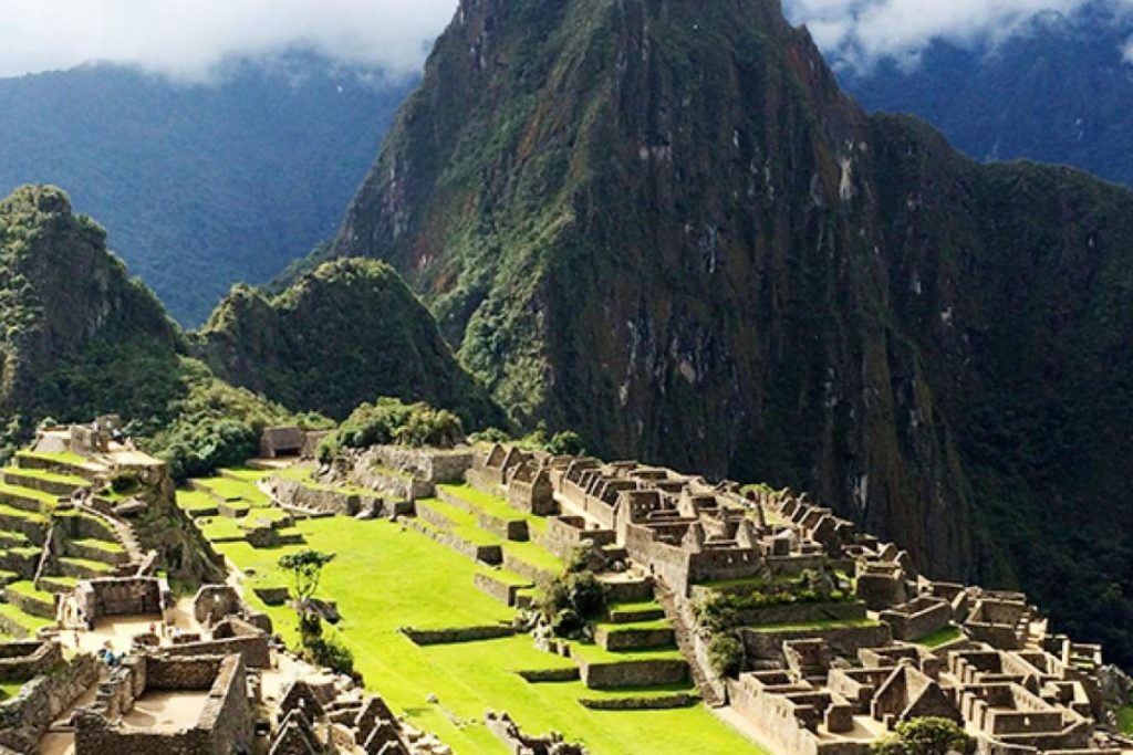 Top 10 Best Tourist Places In World: एग्जाम खत्म होने के बाद दुनिया के इन 10 पर्यटन स्थलों पर बना लें घूमने का प्लान 4 माचू पिचू पेरू