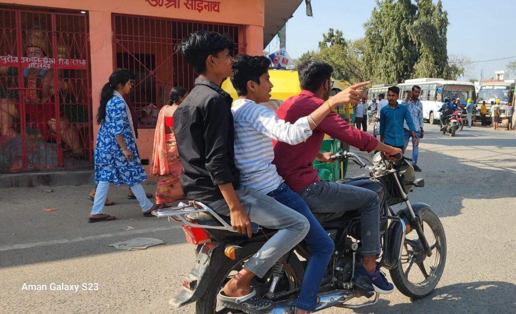 Crime News नाबालिग के हाथ में स्टेयरिंग, पापा भरेंगे जुर्माना 2 24 Apr Mdp 58