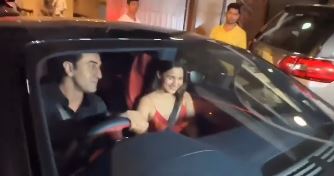 Alia Ranbir New car 4