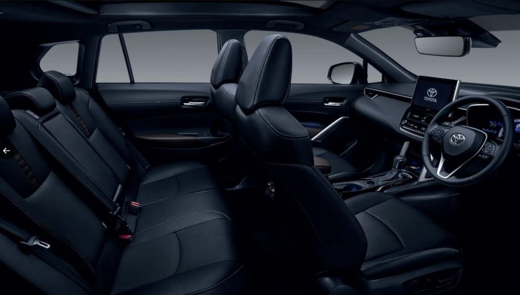 थाईलैंड की कार क्वीन है Toyota की यह कार, जल्द आएगी भारत 3 Toyota Corolla Cross Facelift 5