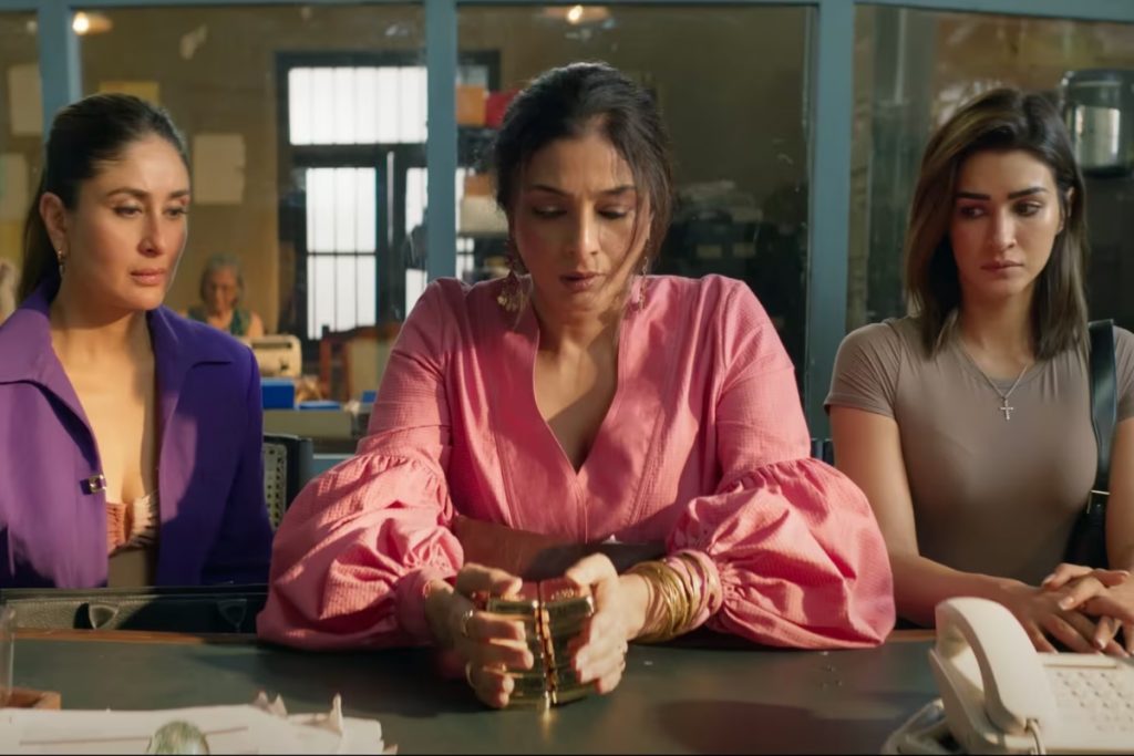 Crew Box Office Collection: 100 करोड़ के क्लब में शामिल हुई करीना कपूर की फिल्म, जानें अब तक का कलेक्शन 4 Crew Box Office 4 3