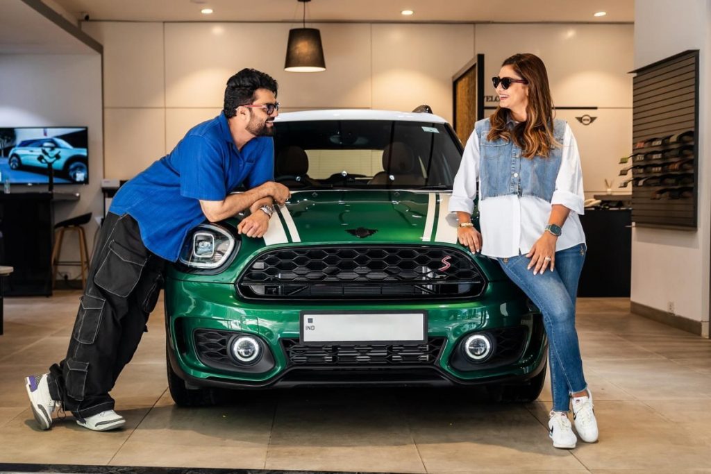 मनीष पॉल ने खरीदी चमचमाती कार, आप भी जानें इस लग्जरी सवारी की प्राइस 2 Manish Paul 4 1