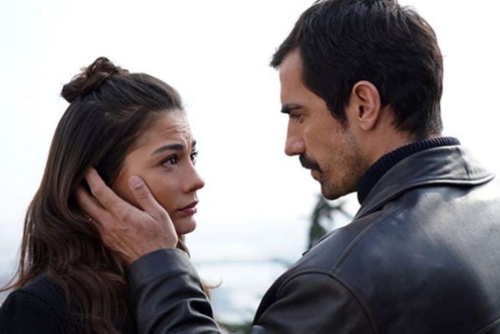 Turkish Drama देखकर हयात-मुराद के हो गए हैं फैंन, तो गलती से भी मिस न करें ये सीरीज, होगा जबरदस्त टाइमपास 4 Myhome Turkish Drama 1024X683 1