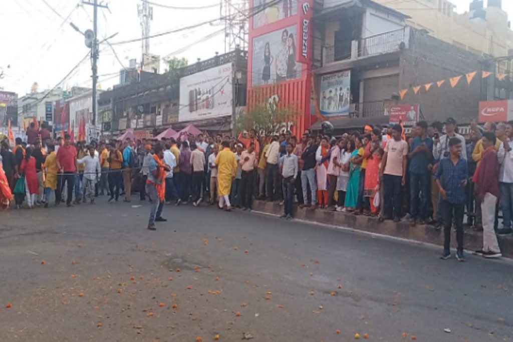 Photos: राममय हुई रांची, रामनवमी में राजधानी के मेन रोड में ऐसा था नजारा 4 Ram Navmi 101