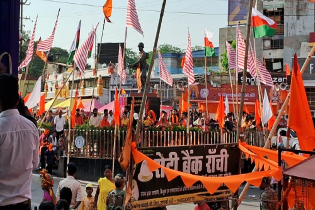 Photos: राममय हुई रांची, रामनवमी में राजधानी के मेन रोड में ऐसा था नजारा 8 Ram Navmi 1212