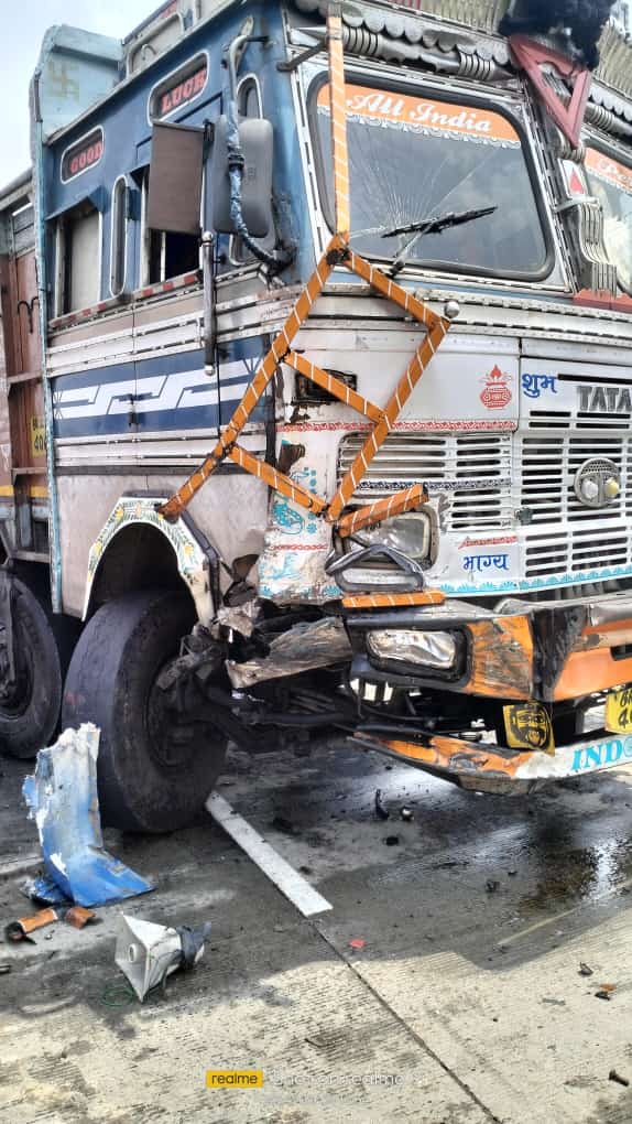 नवादा में अलग-अलग सड़क हादसों में एक चालक की मौत, तीन घायल 1 06Naw Mb 20 06052024 23 C231Pat121861183