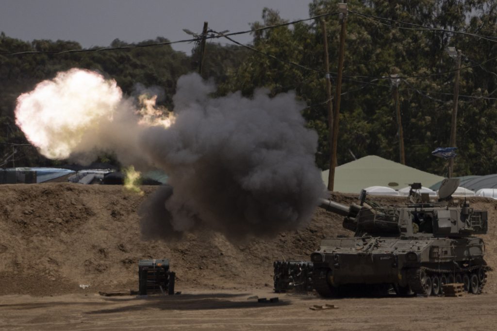 Israel Hamas War: गाजा के रफह में परेशानी बढ़ी, हमले में एक भारतीय की मौत 1 13051 Ap05 13 2024 000328B
