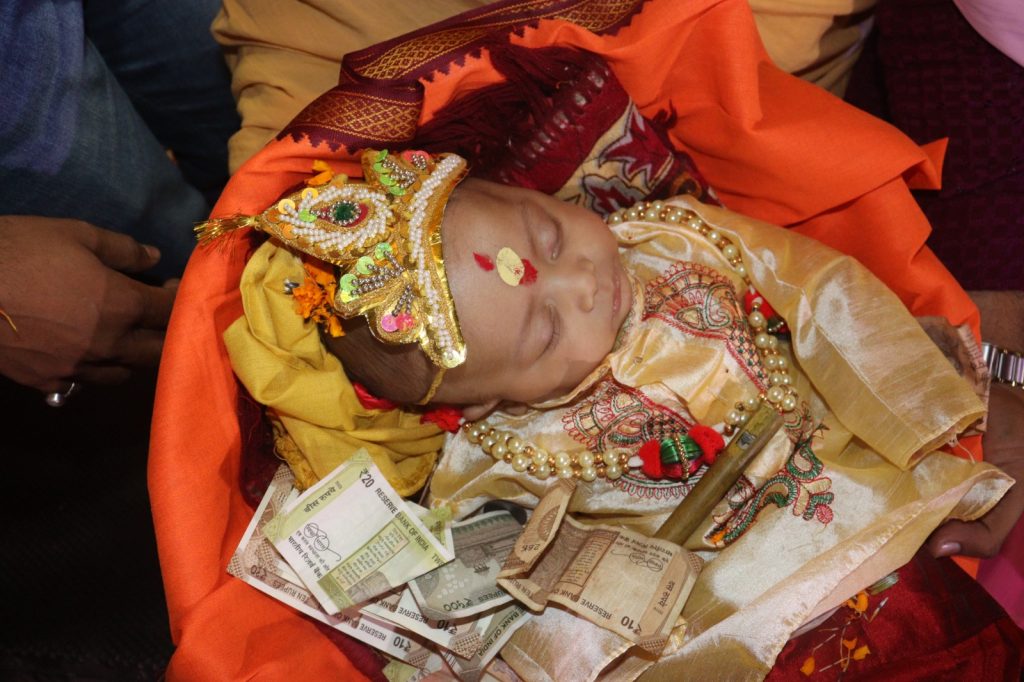 Photo: श्री लक्ष्मी नारायण महायज्ञ में देखने को मिली अनोखी झलक, श्रीराम कथा मंच पर एक साथ यज्ञाधीश, कथा वाचिका और मौलवी 7 20