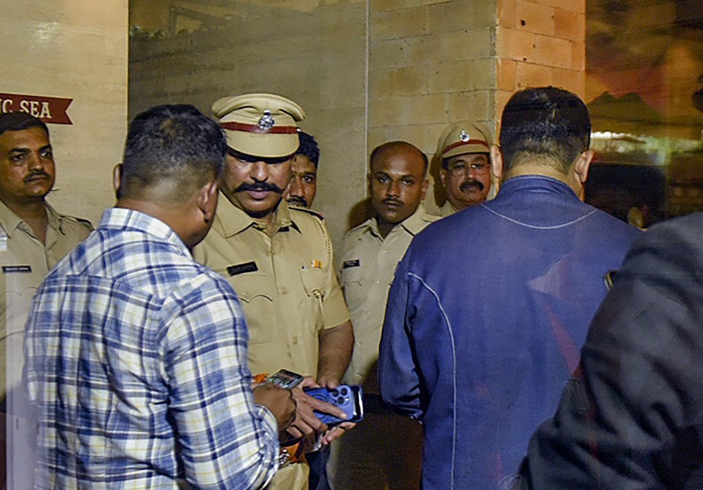 Pune Porsche Accident: क्या ड्राइवर को फंसाने की हो रही है कोशिश? जानें पुलिस ने क्या कहा 3 21051 Pti05 21 2024 000365B