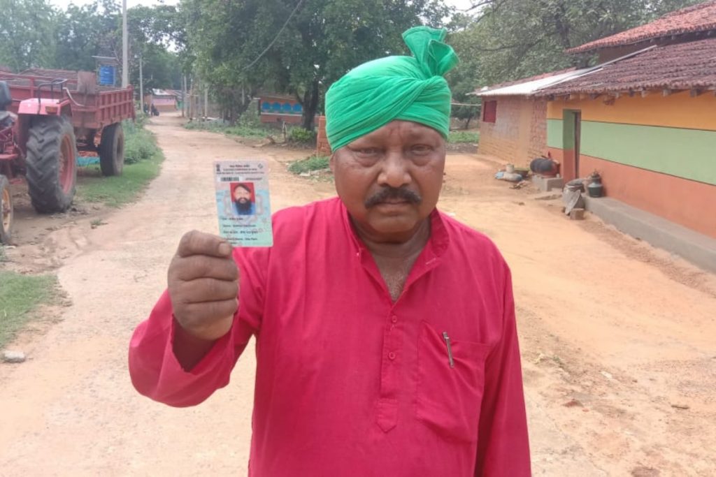Lok Sabha Election 2024 : झारखंड की चार लोकसभा सीटों पर चुनाव में दिखा लोगों का उत्साह, नक्सल इलाकों में बंपर वोटिंग, देखें तस्वीरें 9 Election 11