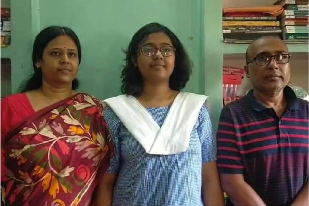 Wbbse Madhyamik Result 2024 : माध्यमिक परीक्षा में अव्वल नंबर लाये छात्रों में कोई बनना चाहता है डाॅक्टर तो कोई आईपीएस 4 Madhyamik Result 111