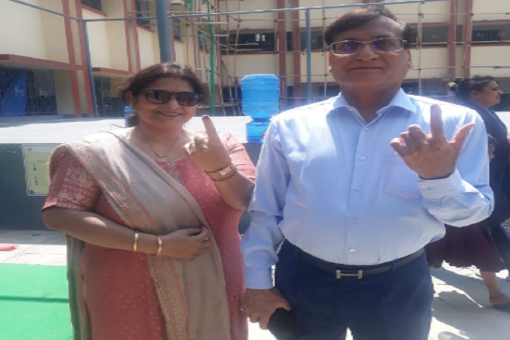 लोकसभा चुनाव के छठे चरण में झारखंड के इन जाने-माने लोगों ने किया मतदान, देखें तस्वीरें 5 Justice