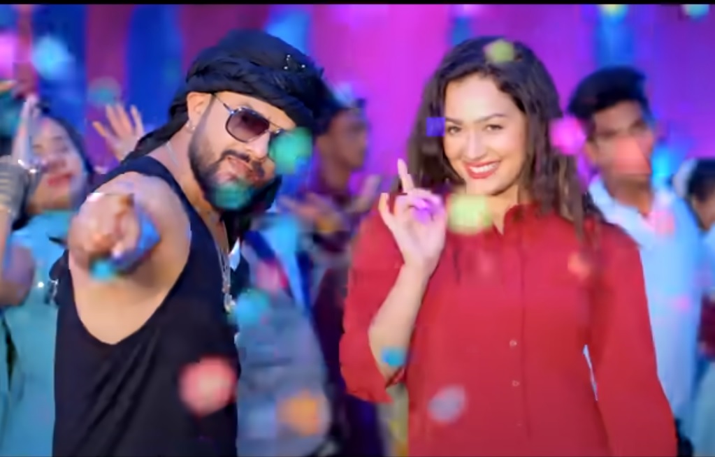 Bhojpuri Song : खेसारी और खुशी कक्कड़ का नया गाना ‘गोरी तोर गलिया’ यूट्यूब पर छाया 1 Khesari New Song3