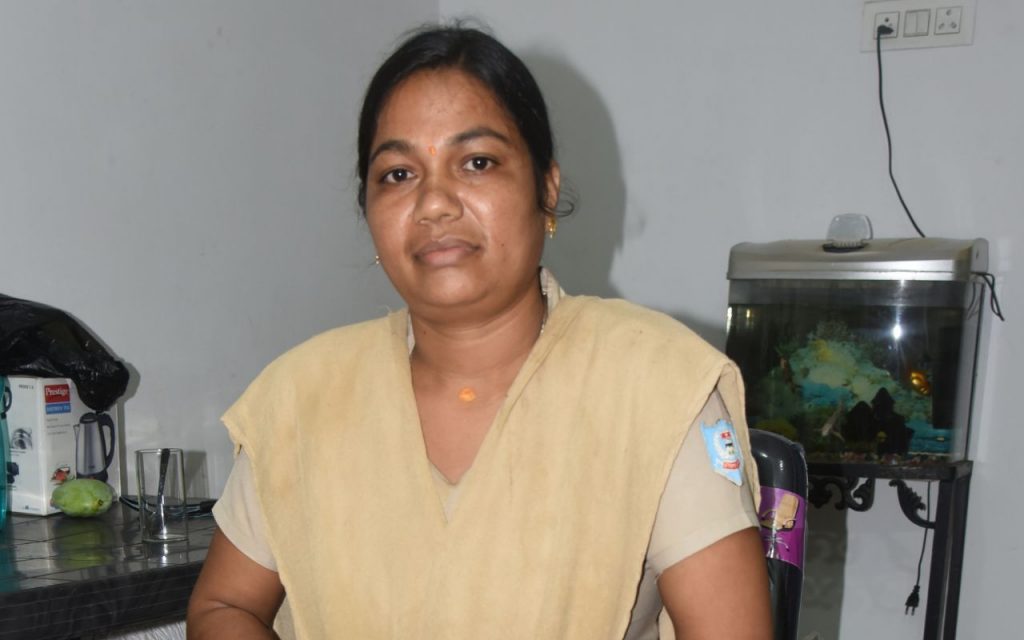 मदर्स डे स्पेशल : 8 घंटे की ड्यूटी के बाद भी कामकाजी मां को आराम नहीं 3 Mothers Day Special Babita Jamshedpur Jharkhand