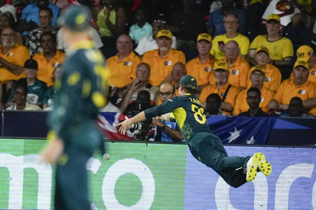 Australia Vs Afghanistan Match: ऑस्ट्रेलिया को हराकर अफगानिस्तान ने T20 वर्ल्ड कप में किया बड़ा उलटफेर 2 23061 Pti06 23 2024 000014B
