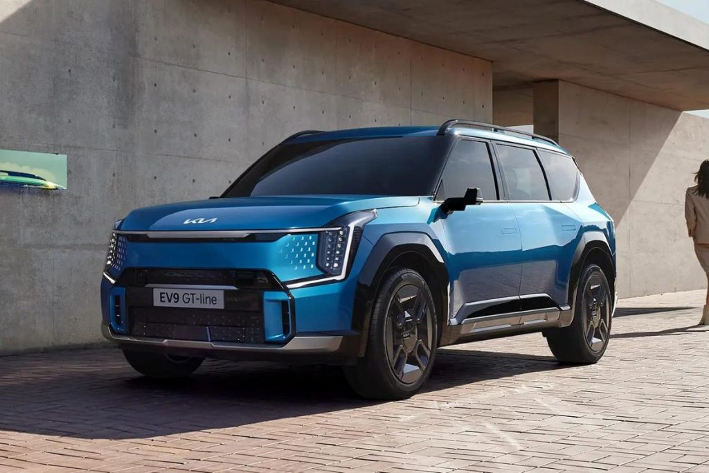 Upcoming Electric Suvs: आने वाली ये 4 इलेक्ट्रिक एसयूवी साबित होंगी गेम चेंजर 4 Citreon9