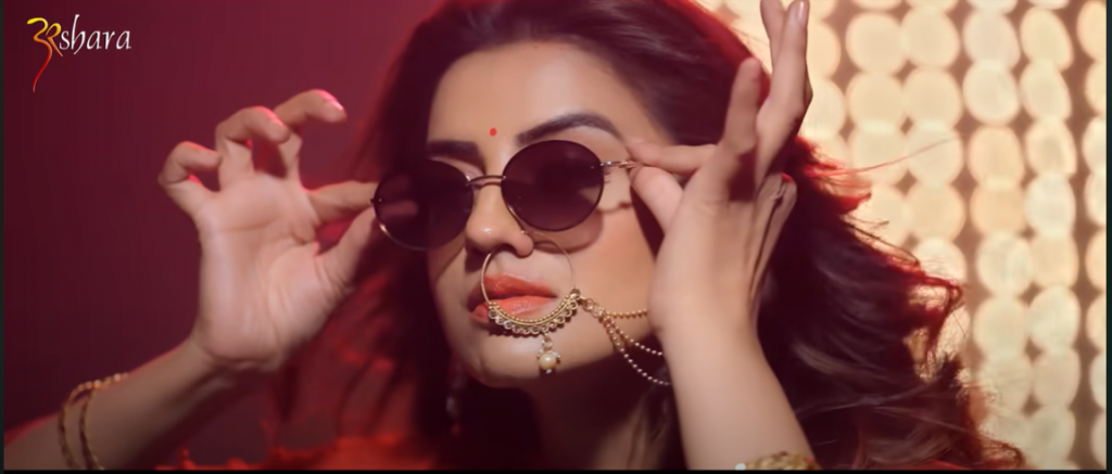 Bhojpuri Song: अक्षरा सिंह ने दिखाए 'लईकिन के तेवर', मुंह में है सिगार और हाथों में बंदूक 1 Screenshot 2024 06 22 112455