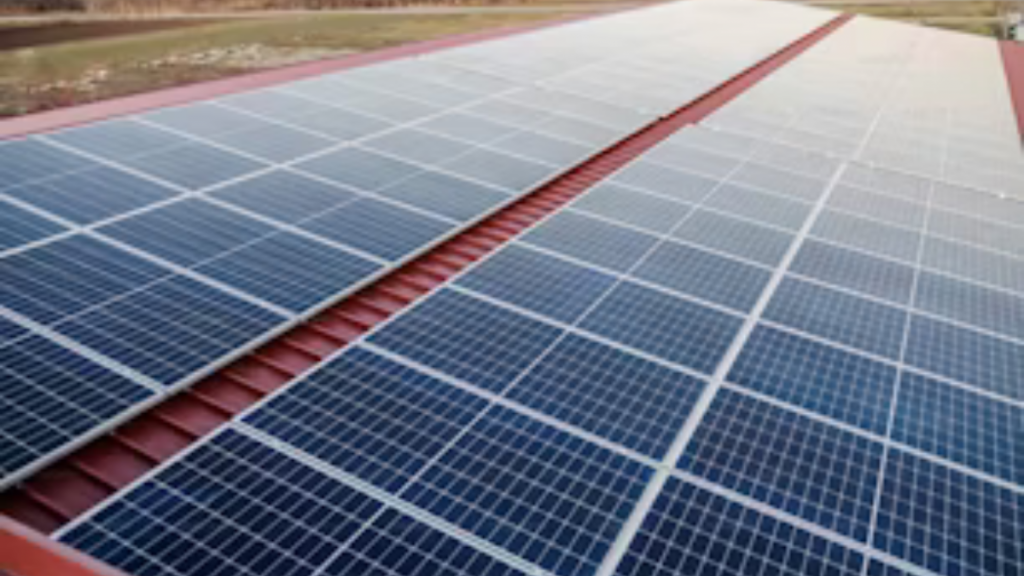 Rooftop Solar: भारत में उभरता ऊर्जा क्षेत्र, सिविल सेवा,पीसीएस या अन्य प्रतियोगी परीक्षाओं में पूछे जा सकते हैं यहां से प्रश्न 1 Untitled Design 11